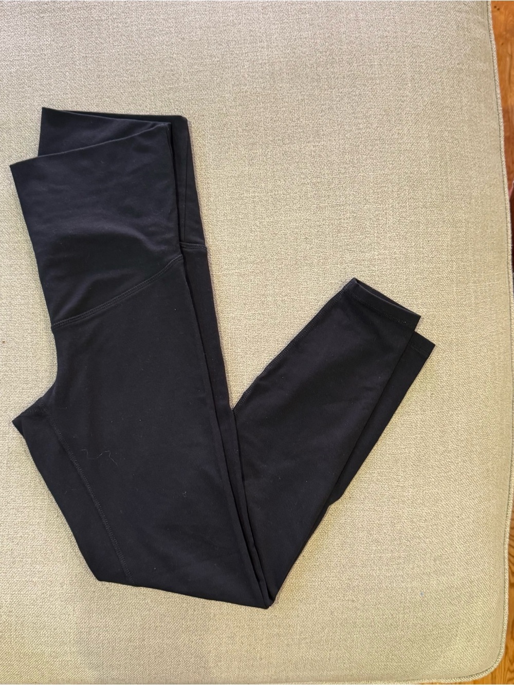 Old Navy Black High-Rise Leggings with Wide Waistband Powerchill Maternity